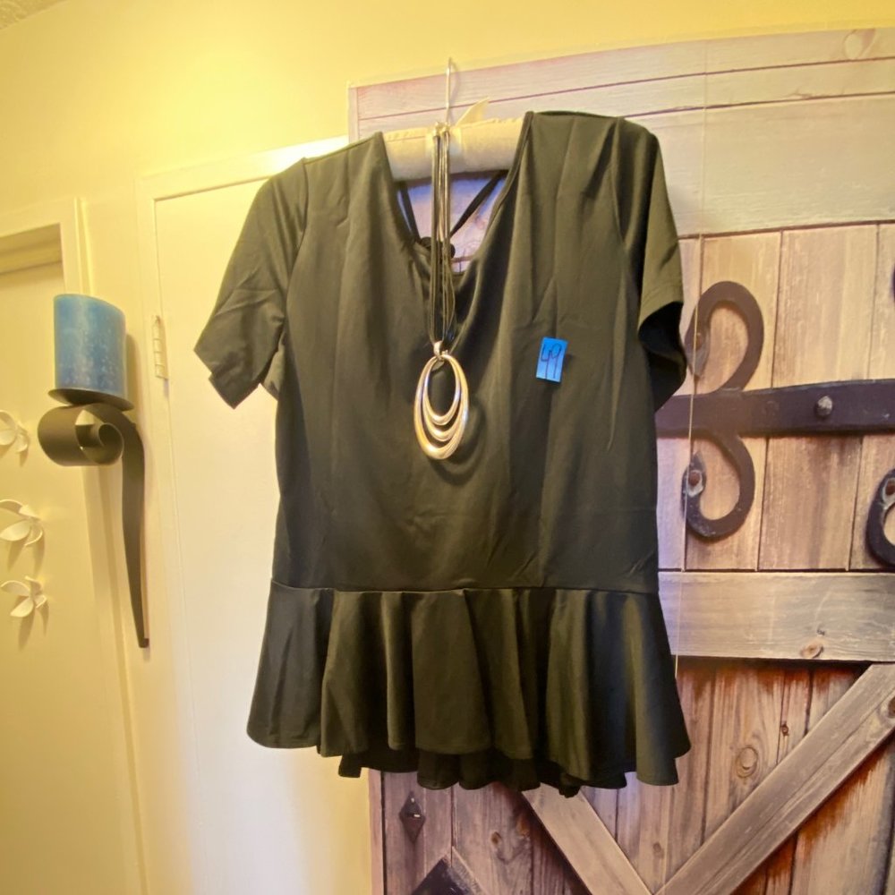 Brand new, very comfy, size xl :-)